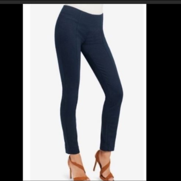 Pants - CAbi Navy Ponte pants sz2